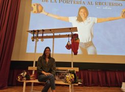 Laura Ester, la portera que ho va guanyar tot, s’acomiada del waterpolo en un acte al CAR